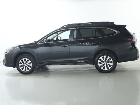 Certified 2025 Subaru Outback Premium image 38