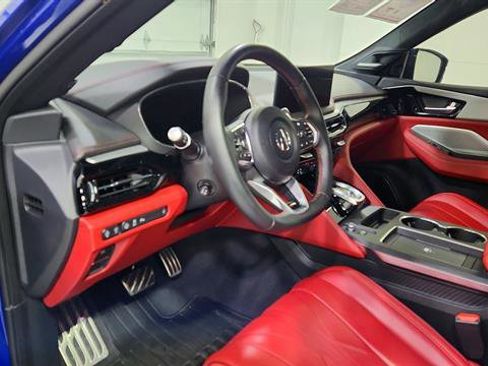 Used 2025 Acura MDX A-Spec image 11