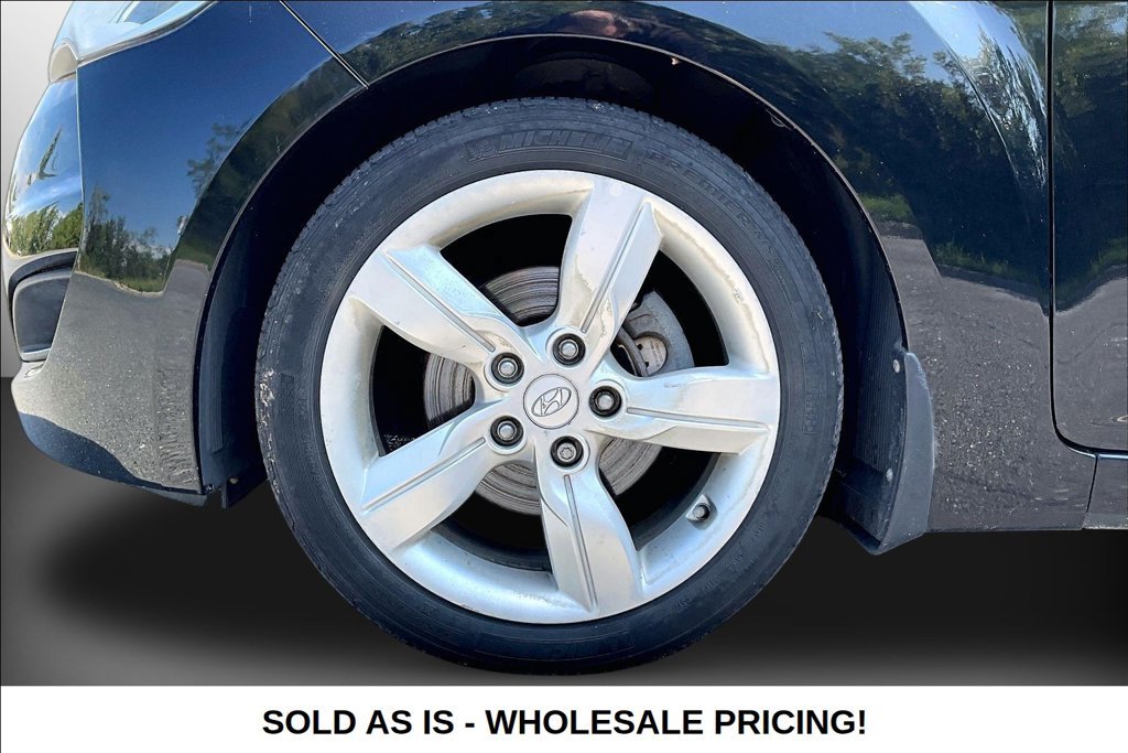 Used 2012 Hyundai Veloster FWD image 33
