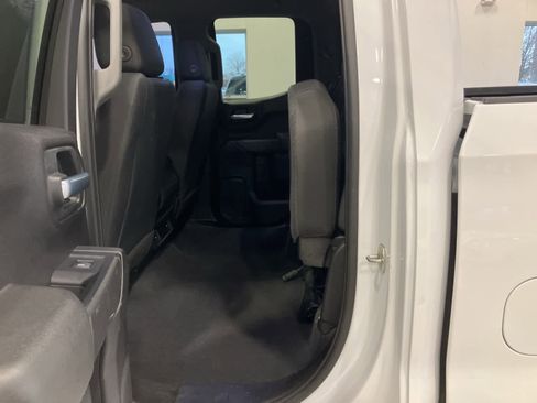 Used 2019 Chevrolet Silverado 1500 Custom Trail Boss image 22