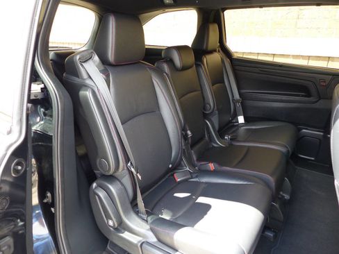 Used 2024 Honda Odyssey Sport image 36