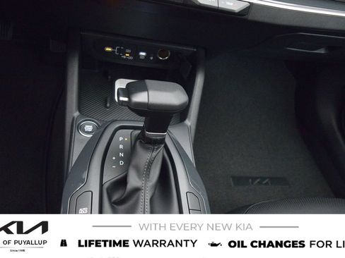 New 2026 Kia K4 EX FWD image 25
