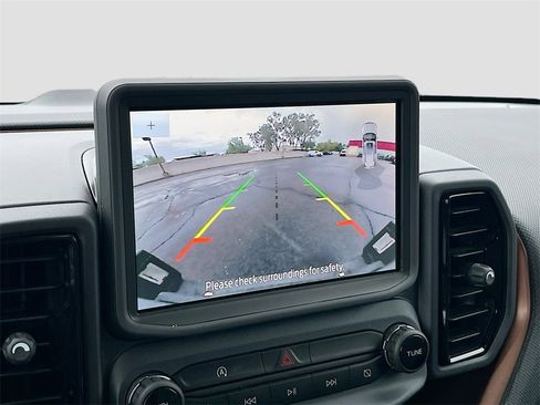 Used 2024 Ford Bronco Sport Outer Banks image 13