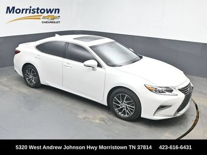 Used 2017 Lexus ES 350 w/ Luxury Package