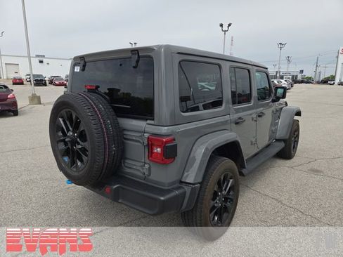 Used 2023 Jeep Wrangler Unlimited Sahara w/ Cold Weather Group AWD/4WD image 33