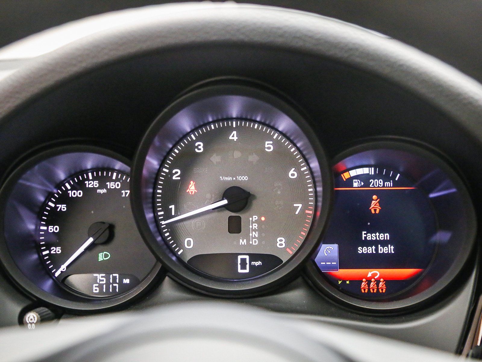 Certified 2026 Porsche Macan S AWD/4WD image 28