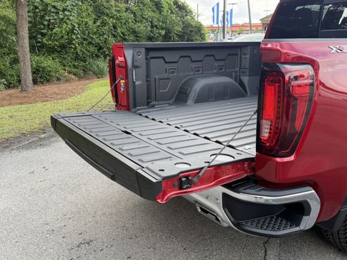 New 2026 GMC Sierra 1500 SLT w/ SLT Premium Plus Package AWD/4WD image 12