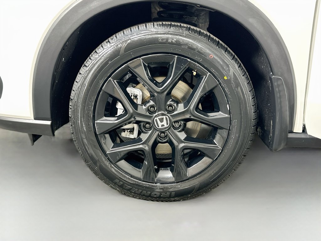 Certified 2023 Honda HR-V Sport image 30