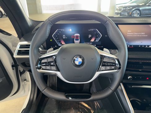 Certified 2025 BMW 330i Sedan image 20