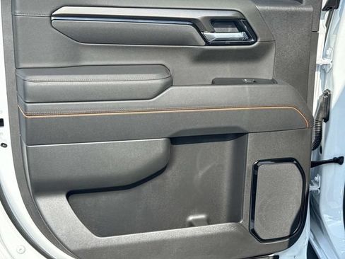 New 2026 GMC Sierra 1500 AT4 w/ AT4 Premium Package AWD/4WD image 11