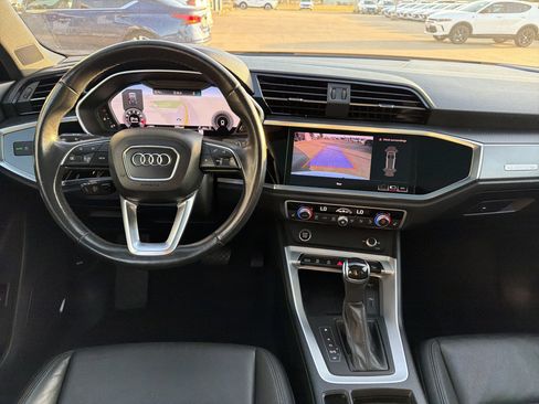 Used 2021 Audi Q3 2.0T Premium Plus w/ Premium Plus Package image 9