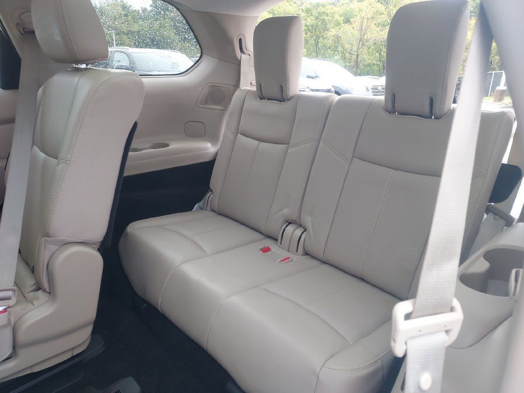 Used 2020 Nissan Pathfinder Platinum AWD/4WD image 37