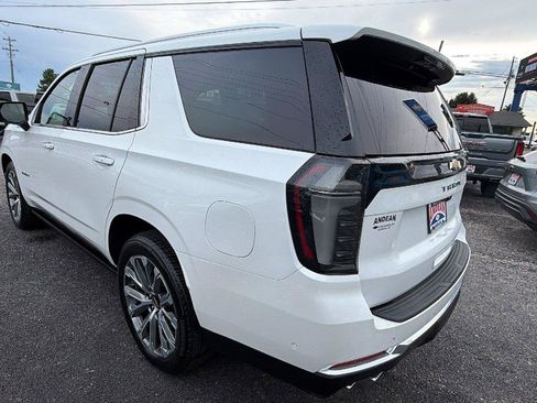 Used 2025 Chevrolet Tahoe High Country AWD/4WD image 11