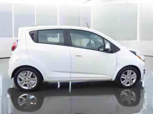 Used 2014 Chevrolet Spark LT image 11