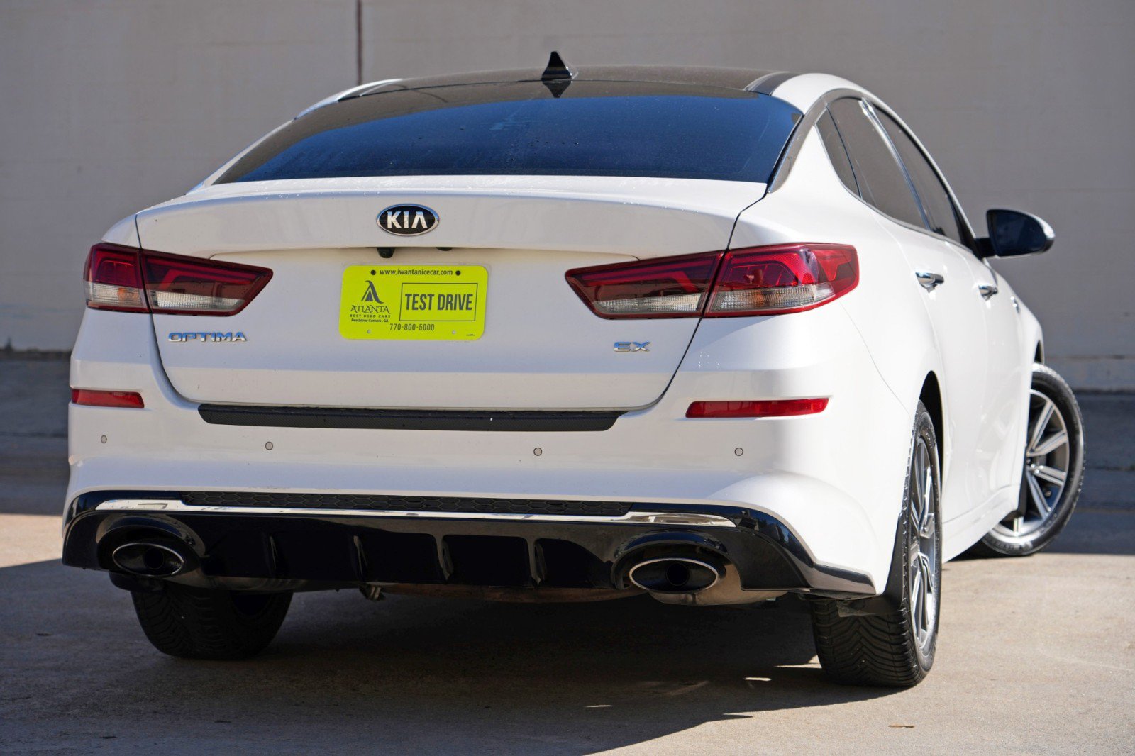 Used 2019 Kia Optima EX w/ EX Premium Package FWD image 4