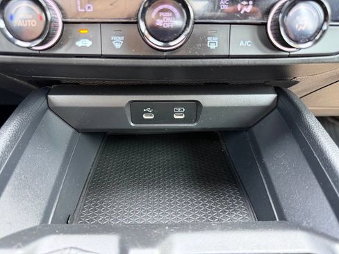 Used 2023 Honda Accord LX image 22