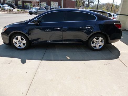 Used 2010 Buick LaCrosse CX FWD image 6