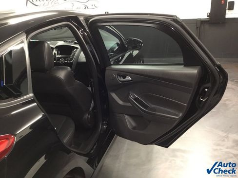 Used 2016 Ford Focus RS image 32