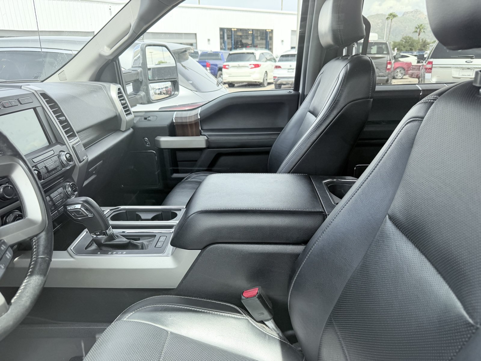 Used 2017 Ford F150 Lariat w/ Equipment Group 502A Luxury AWD/4WD image 2