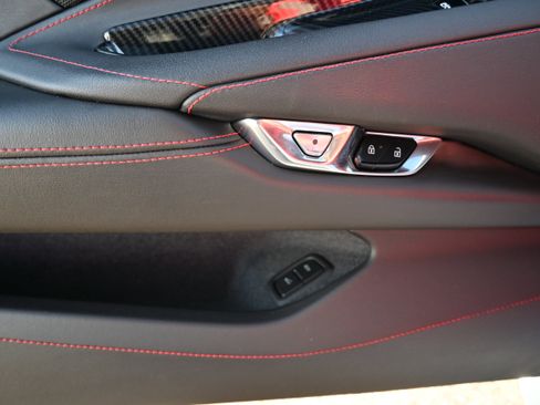 Used 2023 Chevrolet Corvette Stingray Coupe w/ Z51 Performance Package image 17