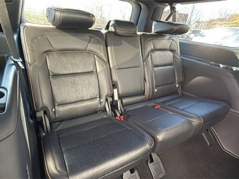 New 2025 Lincoln Navigator L Black Label image 18