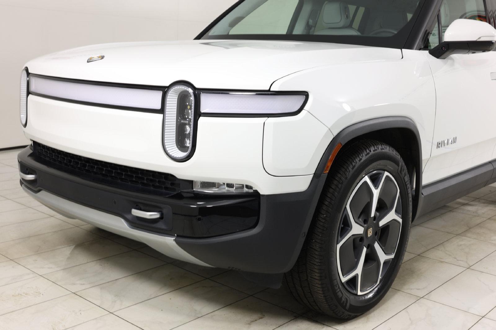 Used 2023 Rivian R1S Adventure Dual AWD/4WD image 43
