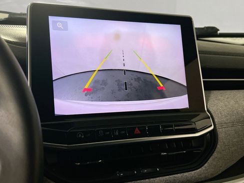 Used 2022 Jeep Compass Latitude image 13