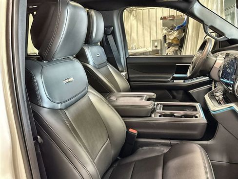 New 2026 Ford Expedition Max Platinum w/ Stealth Appearance Package image 33