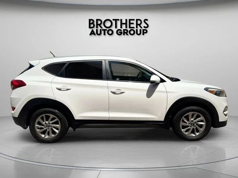 Used 2016 Hyundai Tucson Eco image 10