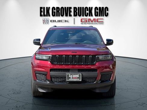 Used 2024 Jeep Grand Cherokee L Altitude AWD/4WD image 9