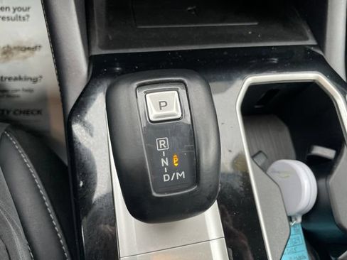 Used 2025 Mitsubishi Outlander SE AWD/4WD image 18
