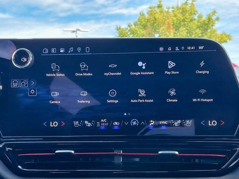 Used 2024 Chevrolet Silverado EV RST AWD/4WD image 19