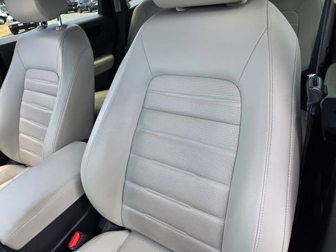 Used 2023 Honda CR-V EX-L image 16