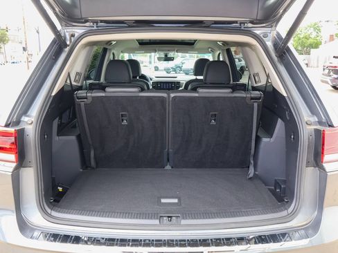 Certified 2023 Volkswagen Atlas SE AWD/4WD image 10
