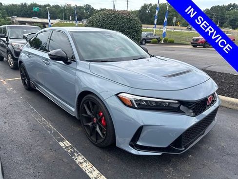 Used 2025 Honda Civic Type R image 1