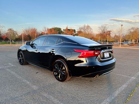 Used 2017 Nissan Maxima SR w/ Midnight Edition image 7