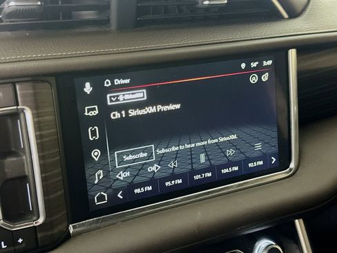 Used 2023 GMC Yukon Denali image 32