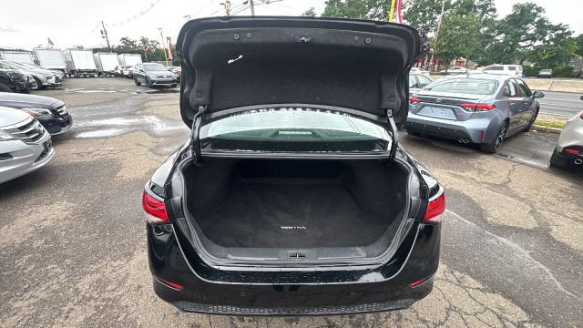 Used 2023 Nissan Sentra SV FWD image 17
