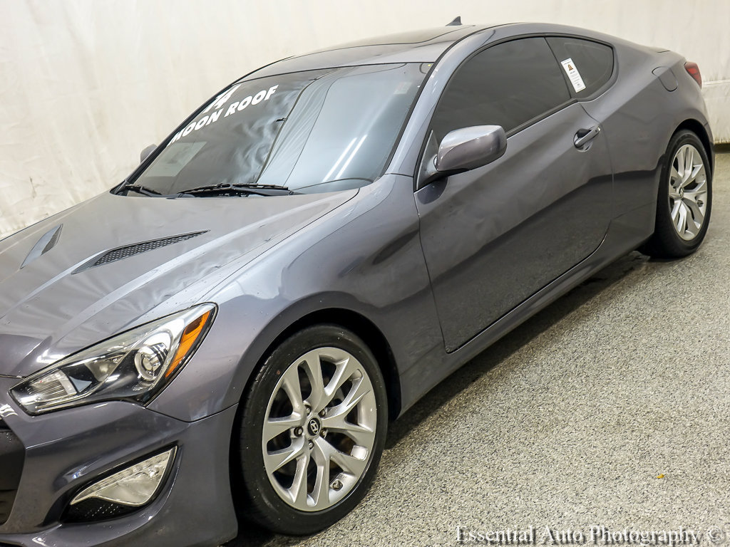 Used 2014 Hyundai Genesis 2.0T RWD image 4
