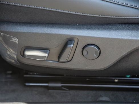 New 2025 Kia EV6 Wind image 22