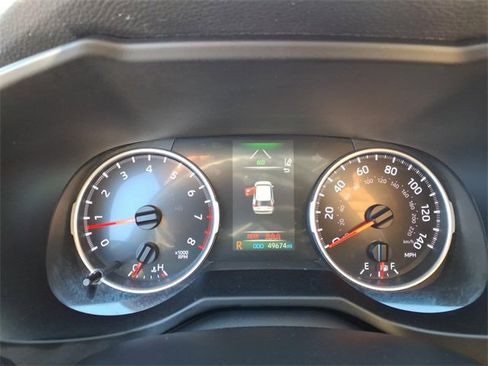 Used 2019 Toyota RAV4 LE image 20