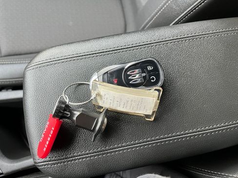 Used 2025 Buick Encore GX Preferred image 22