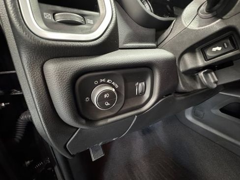 Used 2021 RAM 3500 Big Horn w/ Level B Equipment Group AWD/4WD image 25