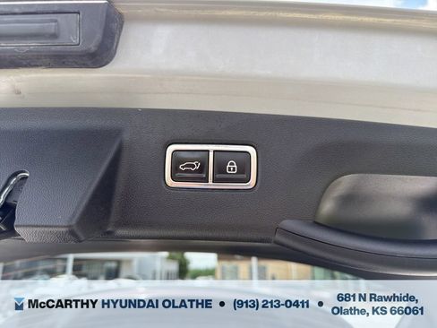 Used 2022 Kia Sorento EX w/ Panoramic Sunroof Package FWD image 22