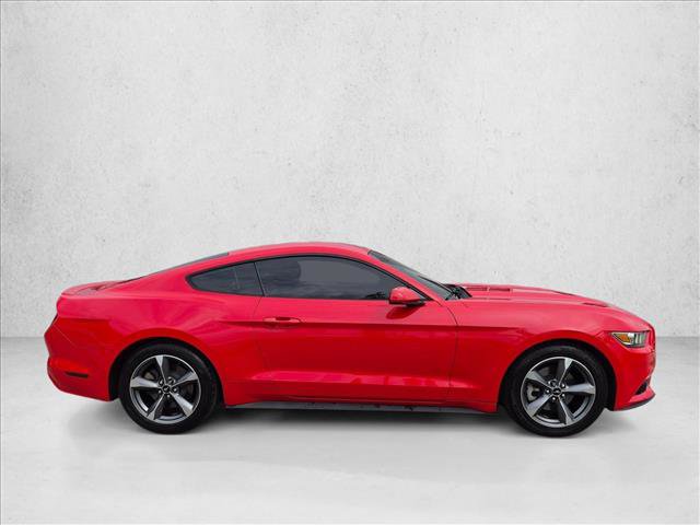 Used 2016 Ford Mustang Coupe RWD image 4
