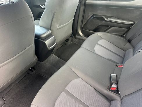 Used 2022 Kia K5 LX FWD image 14