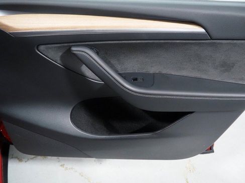 Used 2023 Tesla Model Y Long Range AWD/4WD image 58