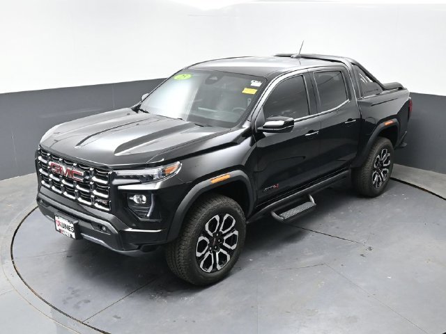Used 2025 GMC Canyon AT4 w/ Nightfall Edition AWD/4WD image 45