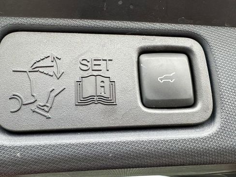 Used 2022 Ford Mustang Mach-E GT image 12