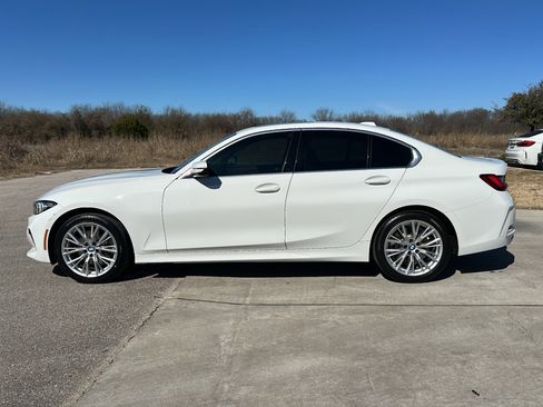 Certified 2024 BMW 330i Sedan w/ Convenience Package RWD image 5